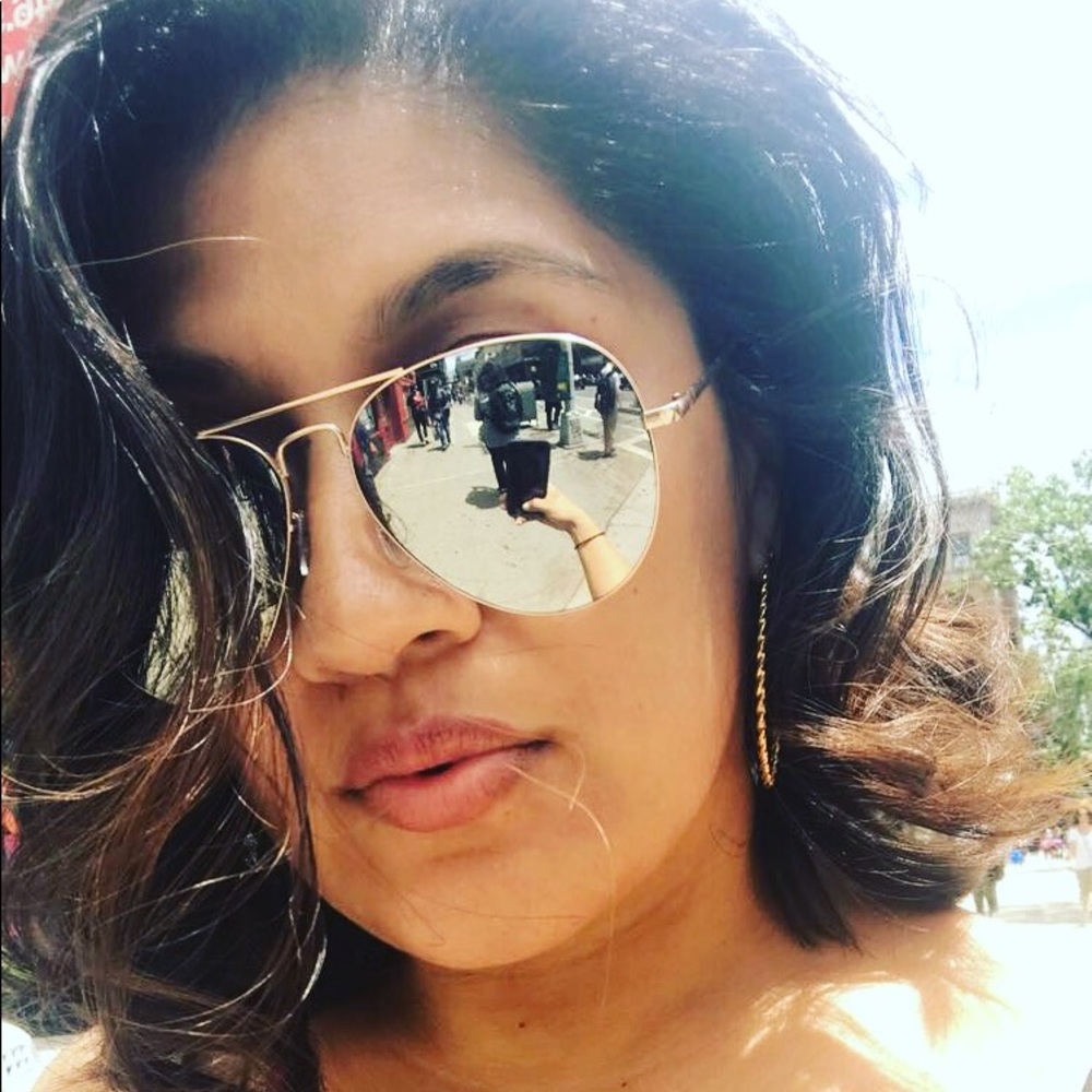 Meet your Posher, Xiomara